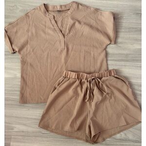 Emery Rose Textured Lounge Set Shorts & Top Tan Size S